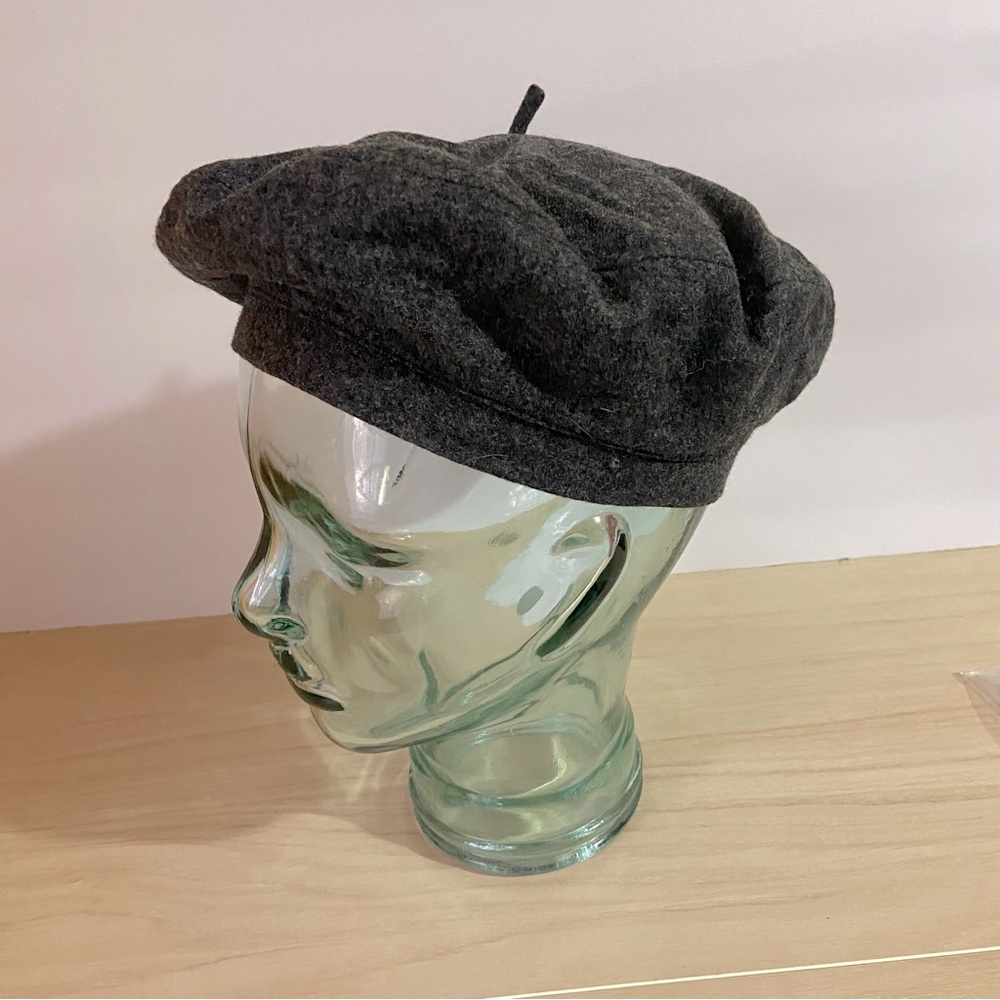 Vintage Wool Classic French Beret Parisian Beanie Bonnet Hat Lined Gray One Size - Picture 9 of 12